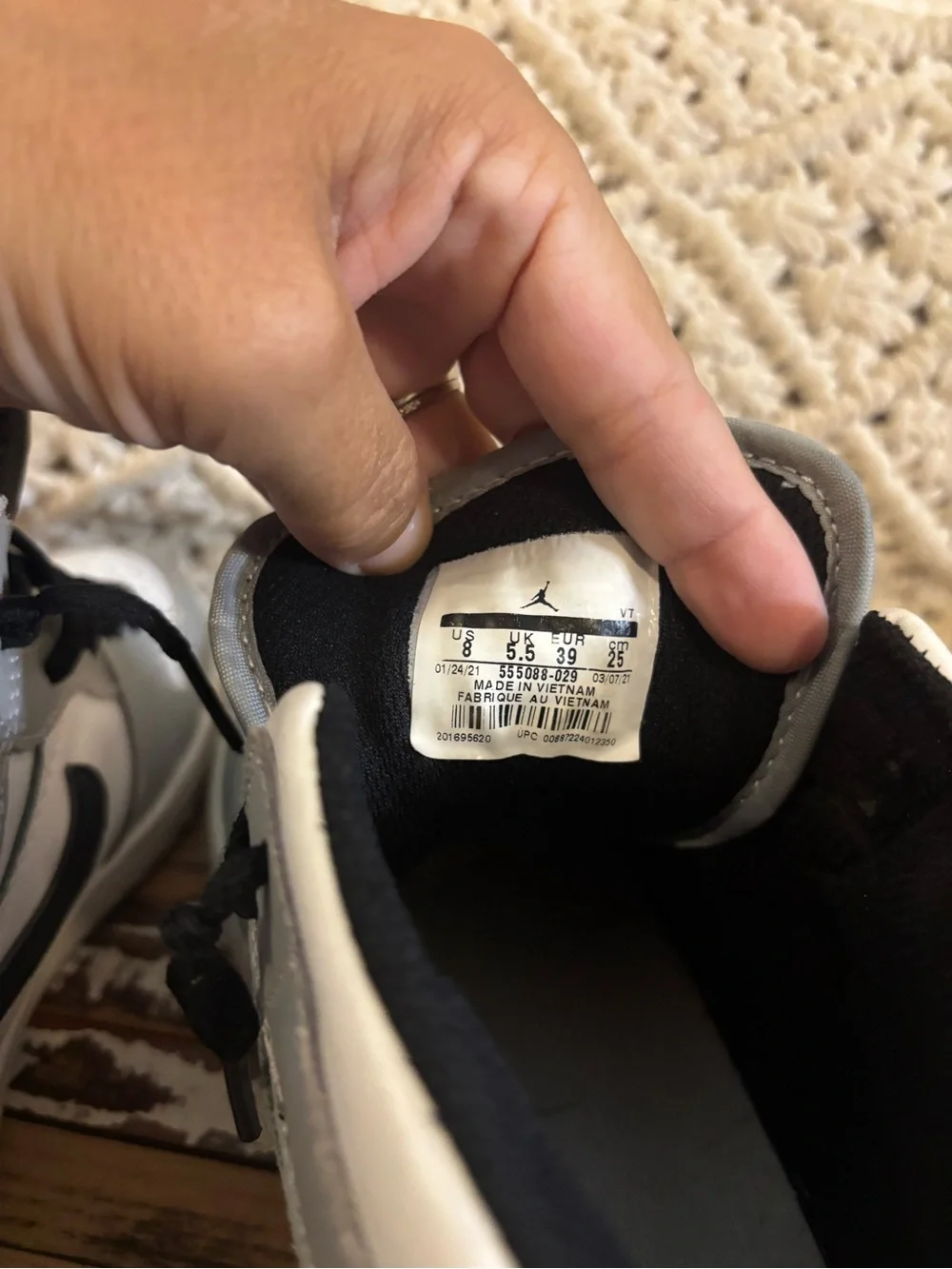 Nike Air Jordan 1 Mid White Black Gray